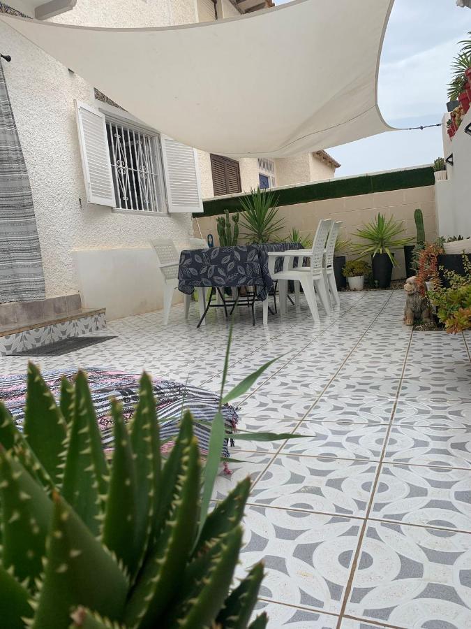 Villa Casa De La Playa Torrevieja Exterior foto